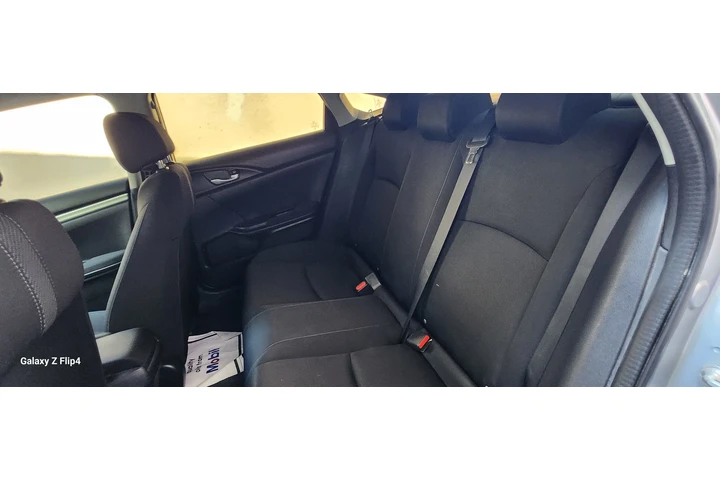 $11500 : Honda civic  2018 image 5