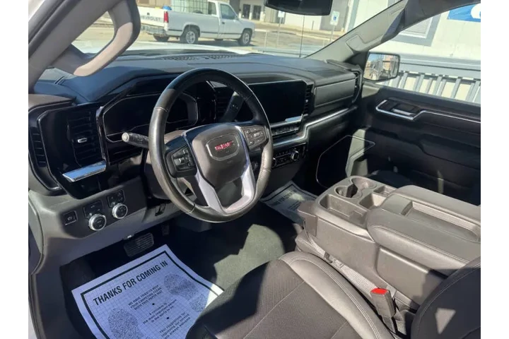$41995 : 2024 Sierra 1500 SLT image 5