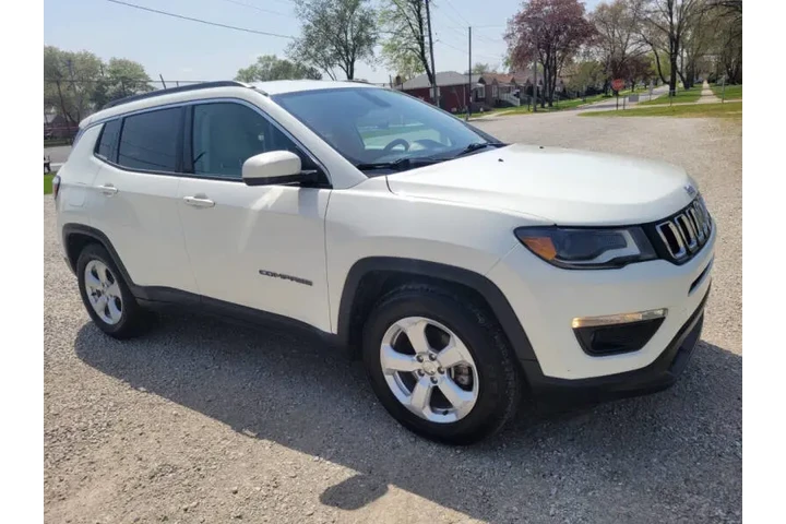 $9997 : 2018 Compass Latitude image 4