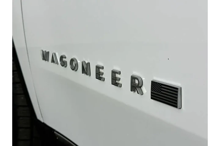 $37997 : Jeep Wagoneer L 2024 4x2 Ser image 7