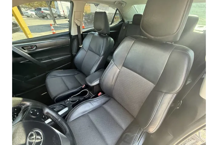 2015 Corolla S image 7