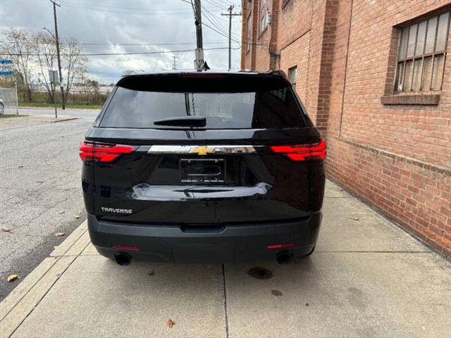 $16000 : 2022 Traverse LS image 3