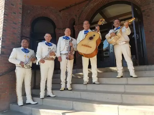 Mariachi image 2