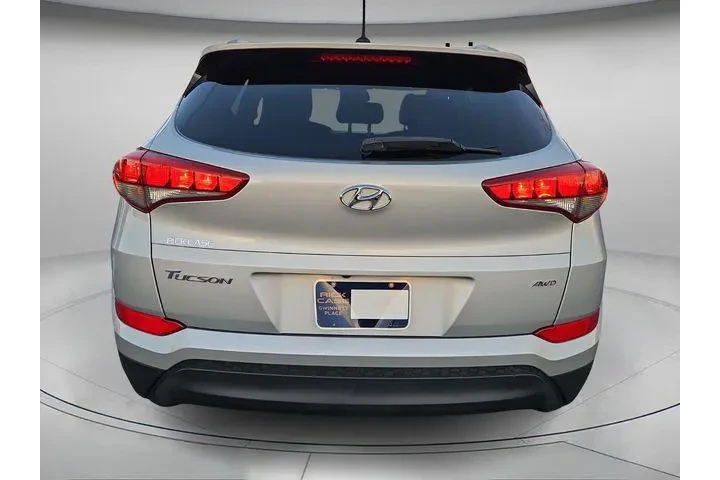 $8694 : Hyundai TUCSON 2016 AWD SE 4 image 6