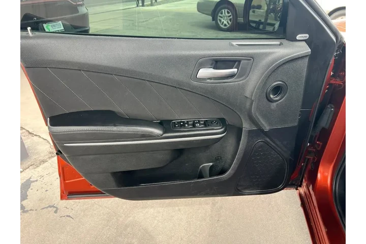 2023 Charger SXT image 10