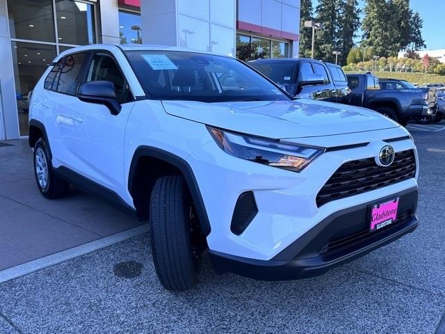 $31734 : 2024 RAV4 LE image 8