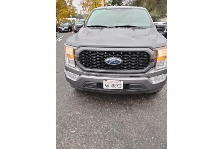$18988 : Ford F-150 2022 4x2 XL 4dr S image 1