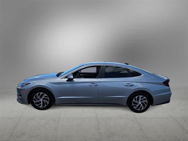 $25999 : Pre-Owned 2023 Hyundai Sonata image 5