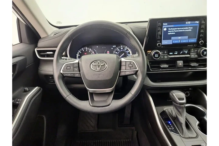 $38998 : Toyota Highlander 2022 AWD X image 10