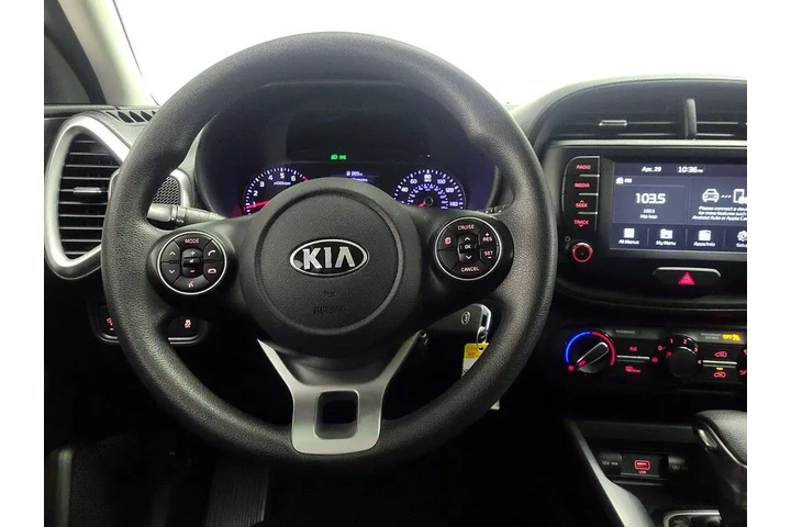 $15998 : Kia Soul 2020 LX 4dr Crossov image 10