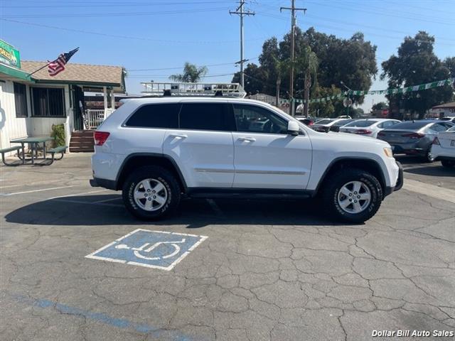 $11950 : 2013 Grand Cherokee Laredo SUV image 8