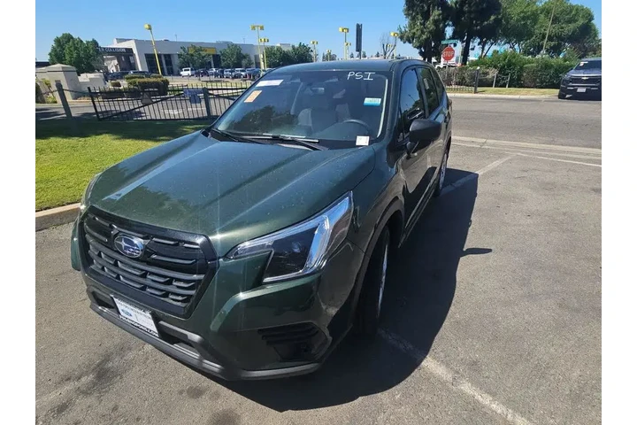 $20500 : Subaru Forester 2023 AWD Bas image 1