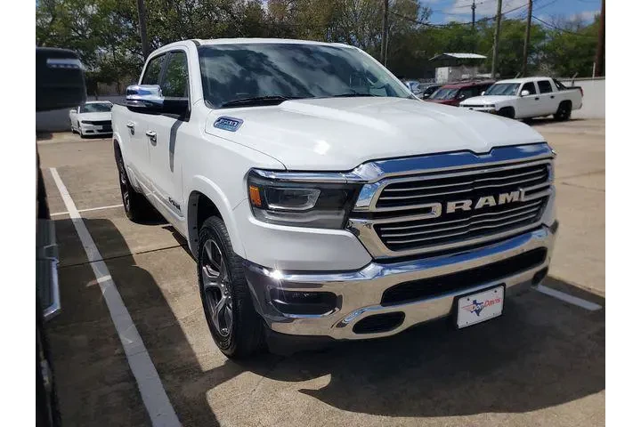 $38988 : Ram 1500 2022 4x4 Laramie 4d image 3