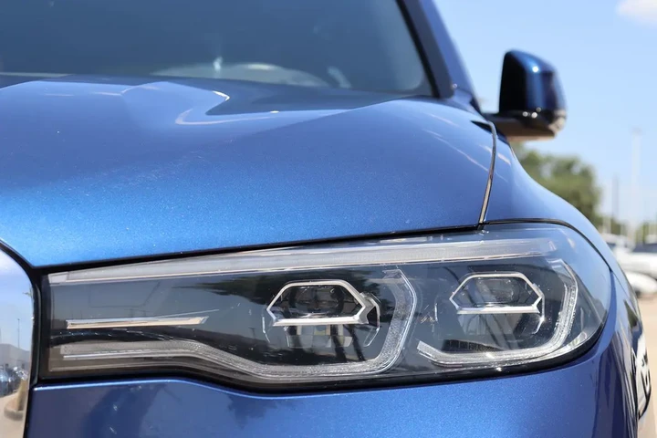 $38511 : 2019 X7 xDrive50i image 7