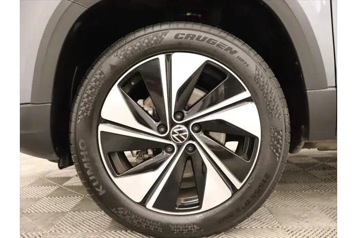 $20716 : Volkswagen Taos 2024 AWD SE image 6