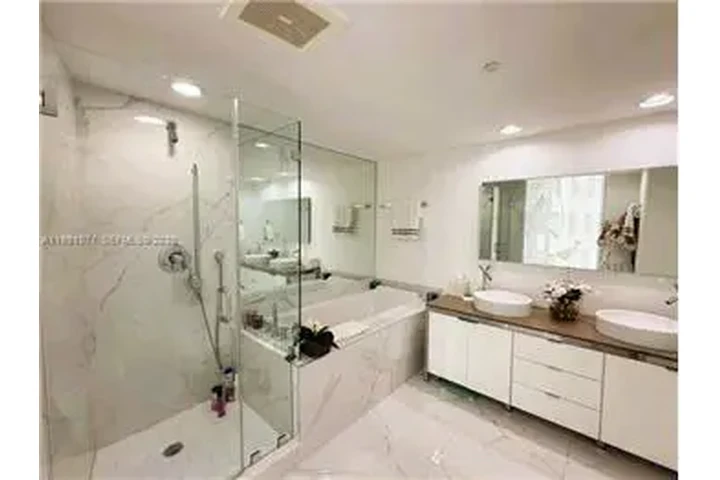 $5500 : Rental property with 2 bedro image 10