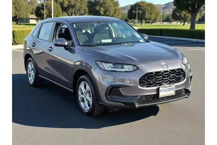 $23500 : Honda HR-V 2024 LX 4dr Cross image 4