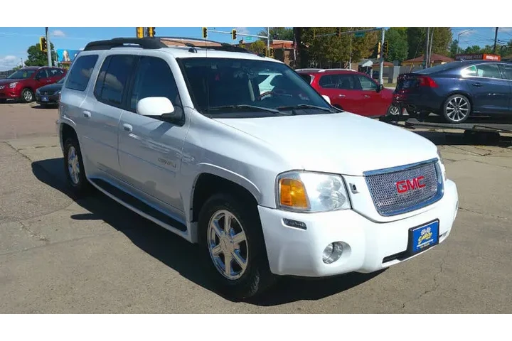 $5999 : 2005 GMC Envoy XL Denali image 5