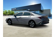 $19999 : Hyundai ELANTRA 2025 SEL Spo thumbnail
