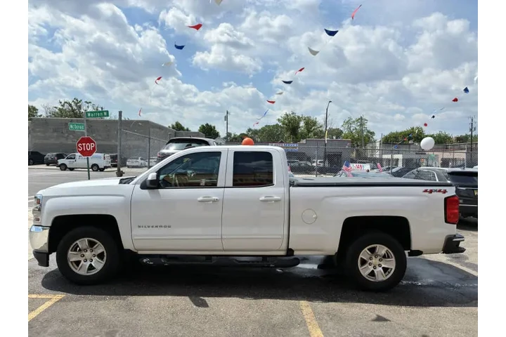 $19995 : 2018 Silverado 1500 LT image 9
