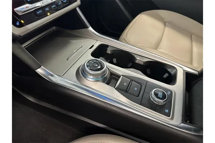 $32500 : Ford Explorer 2023 AWD XLT 4 image 5