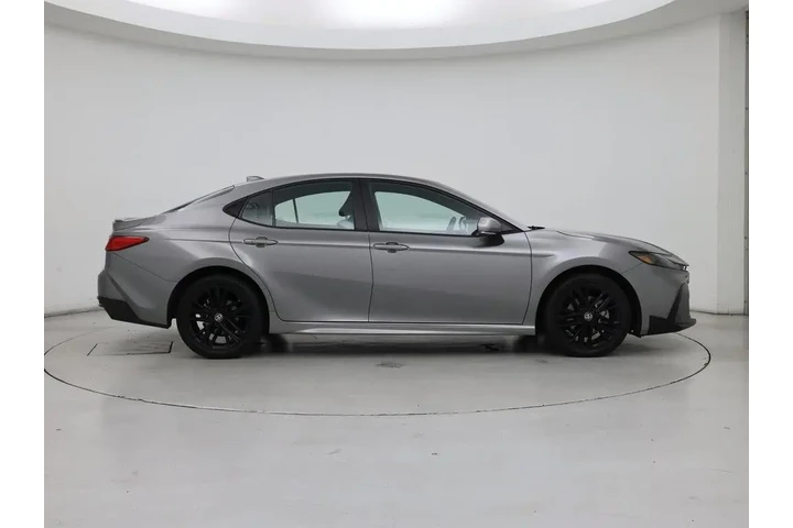 $27998 : Toyota Camry 2025 AWD SE 4dr image 7