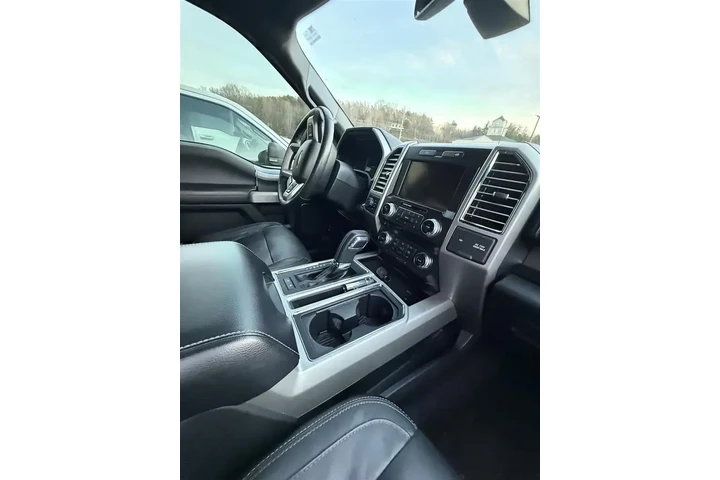 $21722 : Ford F-150 2015 4x4 Lariat 4 image 9