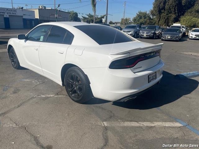 $17950 : 2019 Charger SXT Sedan image 5