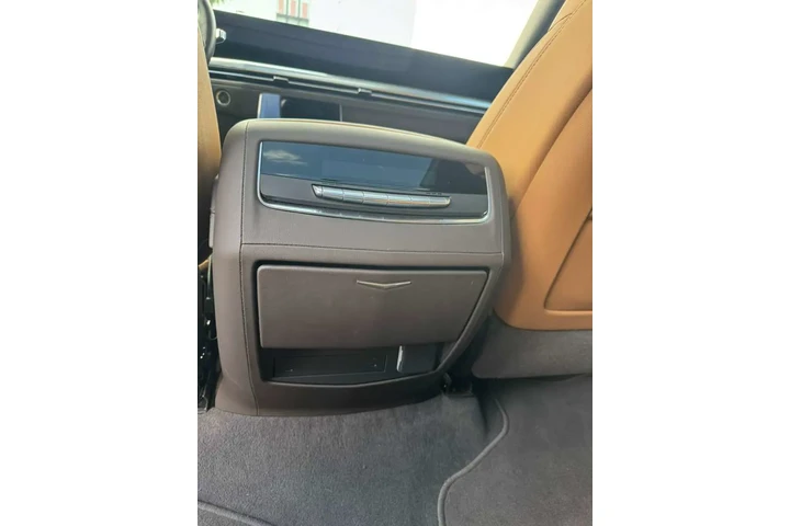 $98900 : CADILLAC ESCALADE PREMIUM LUX image 1