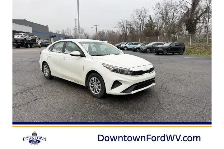 $16575 : Kia Forte 2022 FE 4dr Sedan image 1