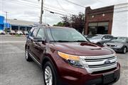 $7900 : 2015 Explorer XLT 4WD thumbnail