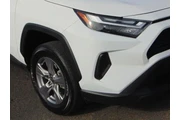 Toyota RAV4 2025 AWD XLE 4dr
