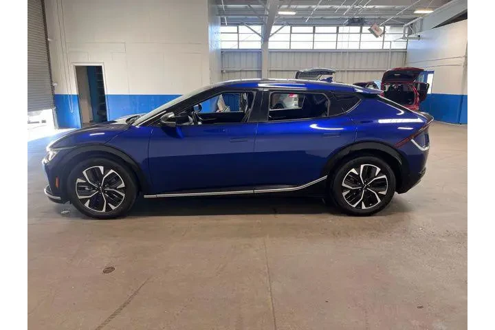 $21862 : Kia EV6 2022 Wind 4dr Crosso image 6