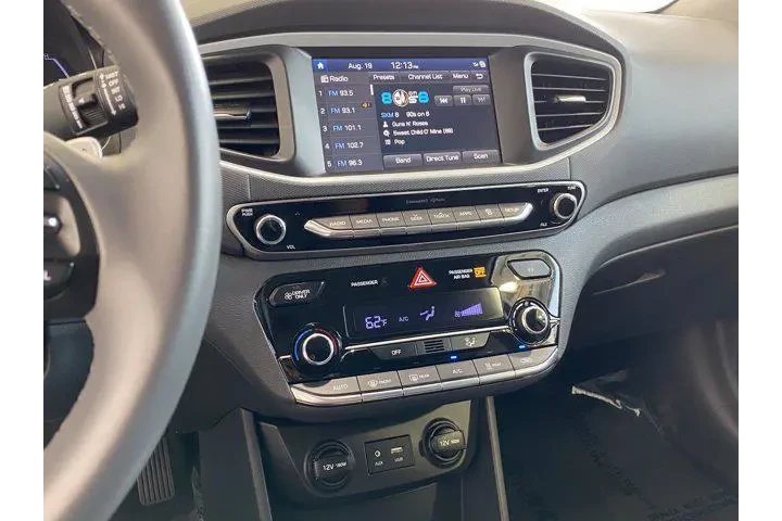 $11991 : Hyundai IONIQ Electric 2019 image 10