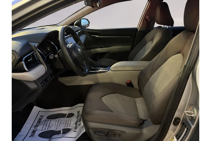 $19995 : Toyota Camry 2019 LE 4dr Sed image 9