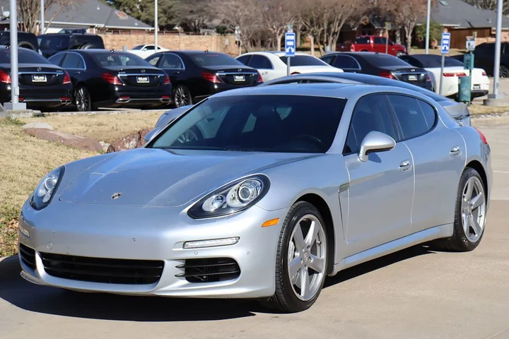 $28998 : 2015 Panamera S image 5