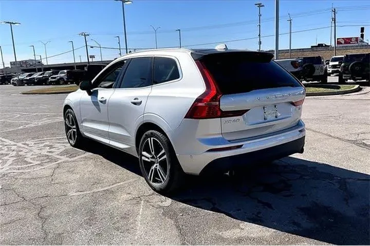 $22742 : Volvo XC60 2019 T5 Momentum image 3