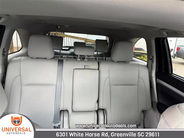 $24800 : 2015 TOYOTA HIGHLANDER image 1