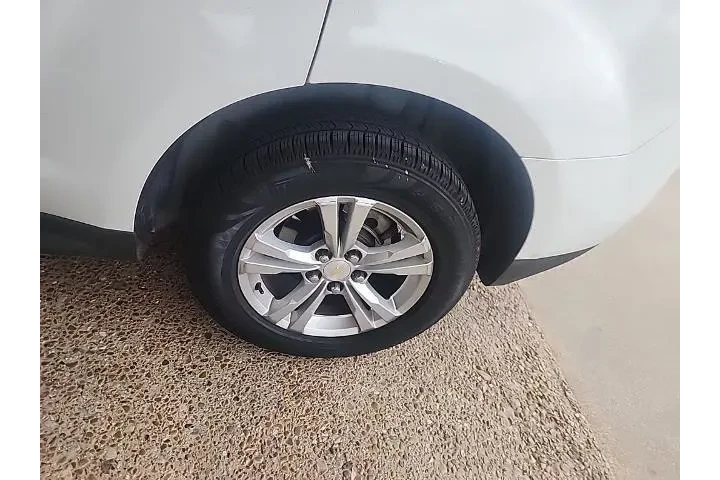 $9334 : Chevrolet Equinox 2016 LS 4d image 5