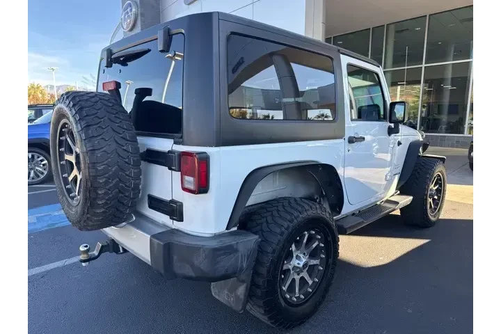 $17990 : Jeep Wrangler 2015 4x4 Sahar image 2