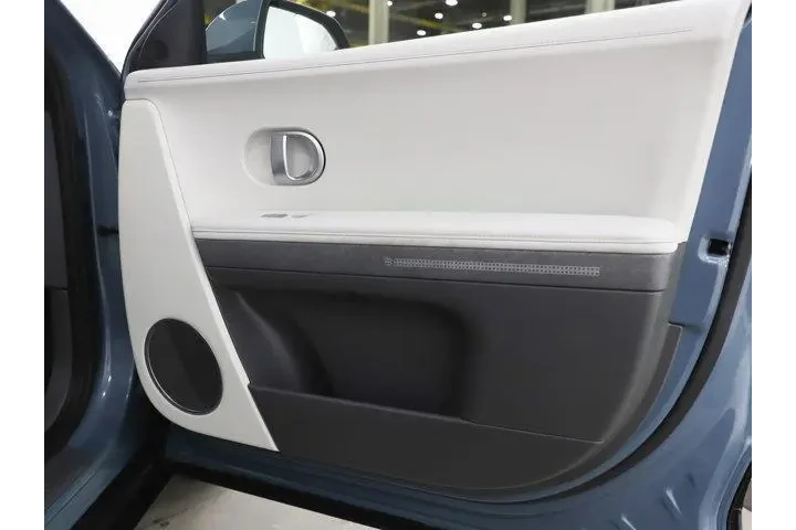 $26599 : Hyundai IONIQ 5 2023 AWD SEL image 9