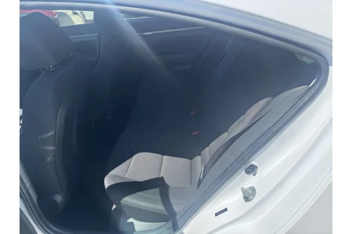 $10897 : 2020 Elantra SEL image 8