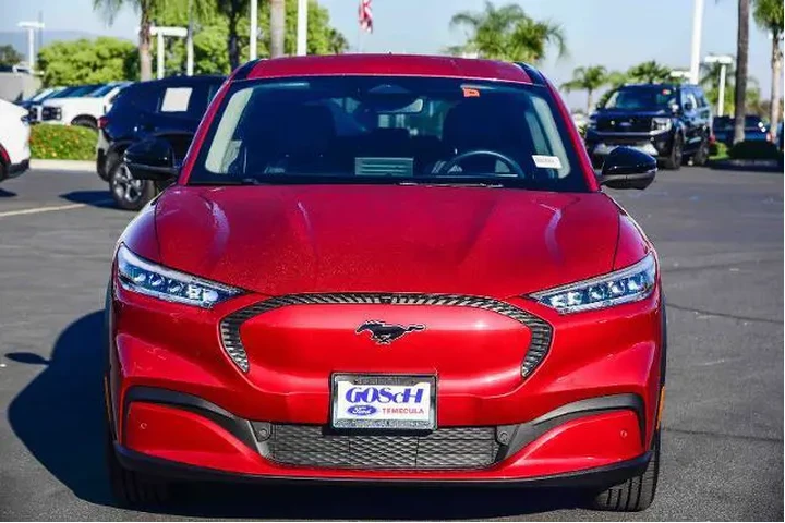 $27995 : Ford Mustang Mach-E 2023 Sel image 2