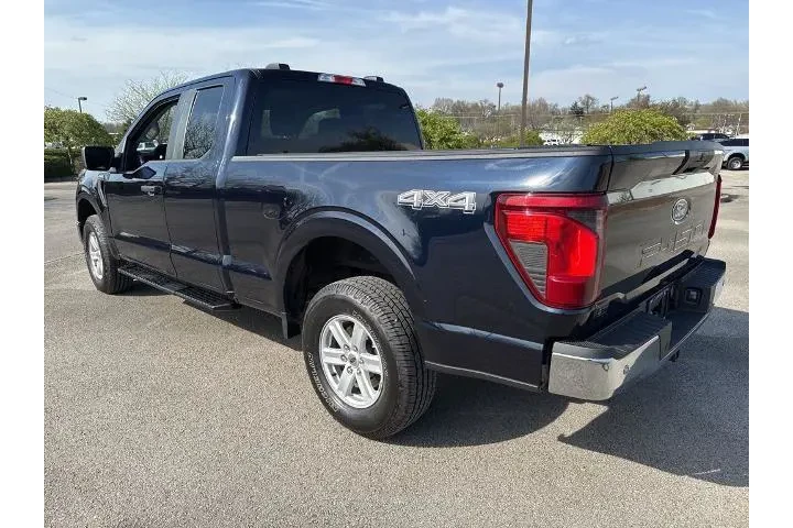 $38000 : Ford F-150 2024 4x4 XL 4dr S image 8