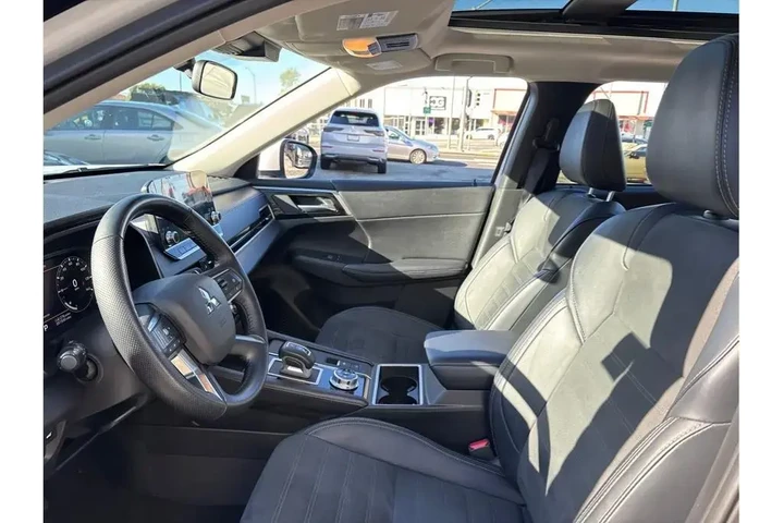 $34478 : Mitsubishi Outlander PHEV 20 image 9