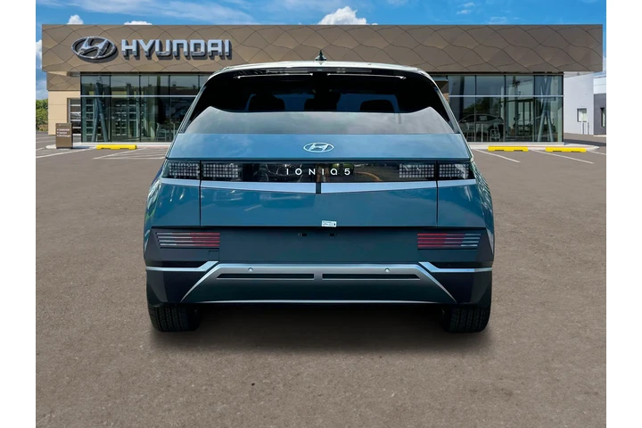 $24782 : Hyundai IONIQ 5 2024 SEL 4dr image 6
