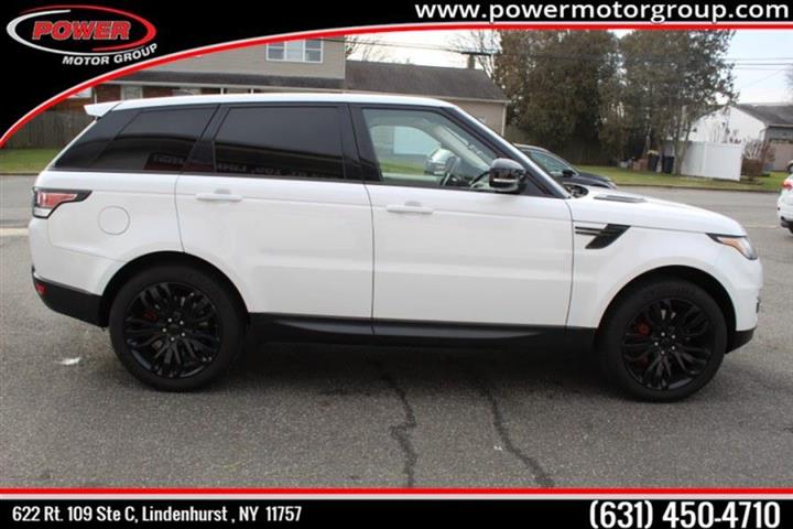 $27222 : Used 2017 Range Rover Sport V image 3