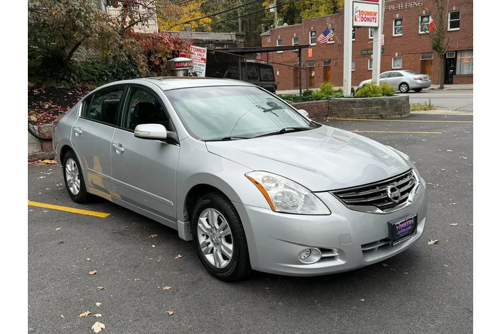 $7995 : 2012 Altima 2.5 SL image 7