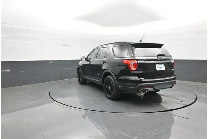 $16514 : Ford Explorer 2018 AWD XLT 4 image 5