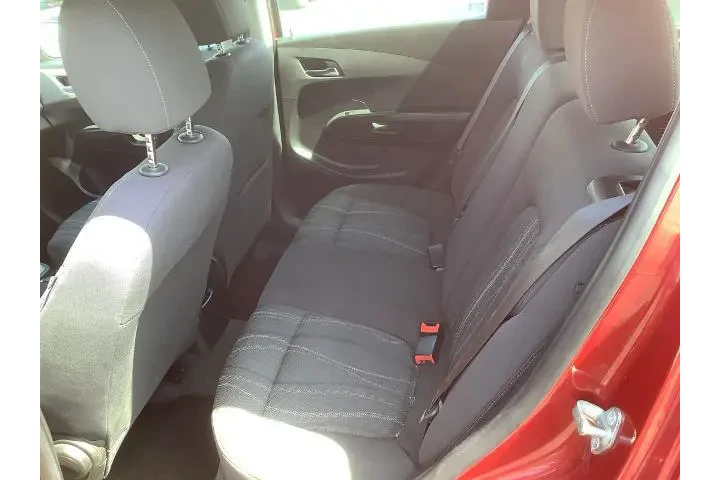 $6950 : Chevrolet Sonic 2015 LT Auto image 9